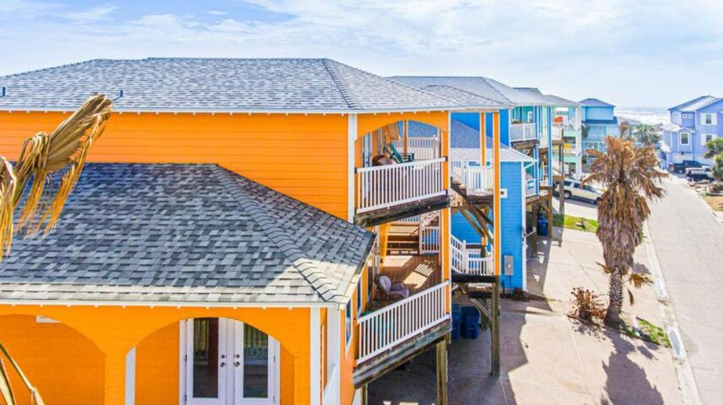 7 Bedroom Home Steps To The Beach With 4 Patios And Pool! Sleeps 20 Port Aransas Zewnętrze zdjęcie