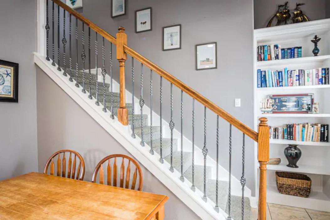 7 Bedroom Home Steps To The Beach With 4 Patios And Pool! Sleeps 20 Port Aransas Zewnętrze zdjęcie