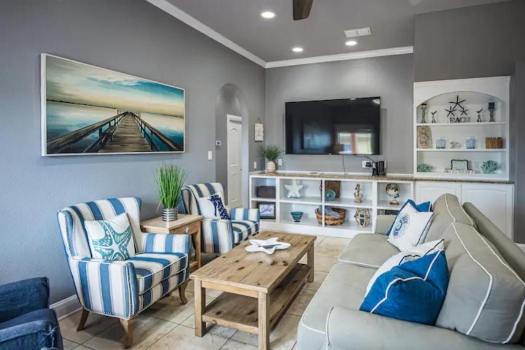 7 Bedroom Home Steps To The Beach With 4 Patios And Pool! Sleeps 20 Port Aransas Zewnętrze zdjęcie