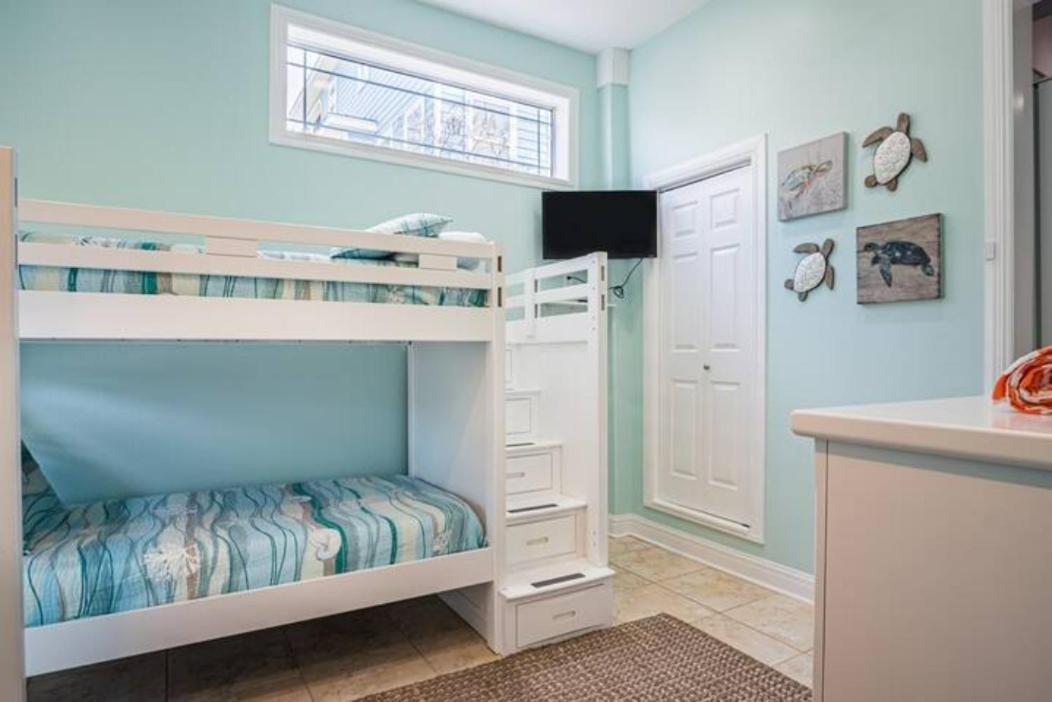 7 Bedroom Home Steps To The Beach With 4 Patios And Pool! Sleeps 20 Port Aransas Zewnętrze zdjęcie