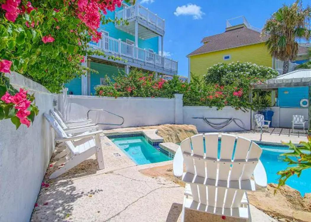 7 Bedroom Home Steps To The Beach With 4 Patios And Pool! Sleeps 20 Port Aransas Zewnętrze zdjęcie