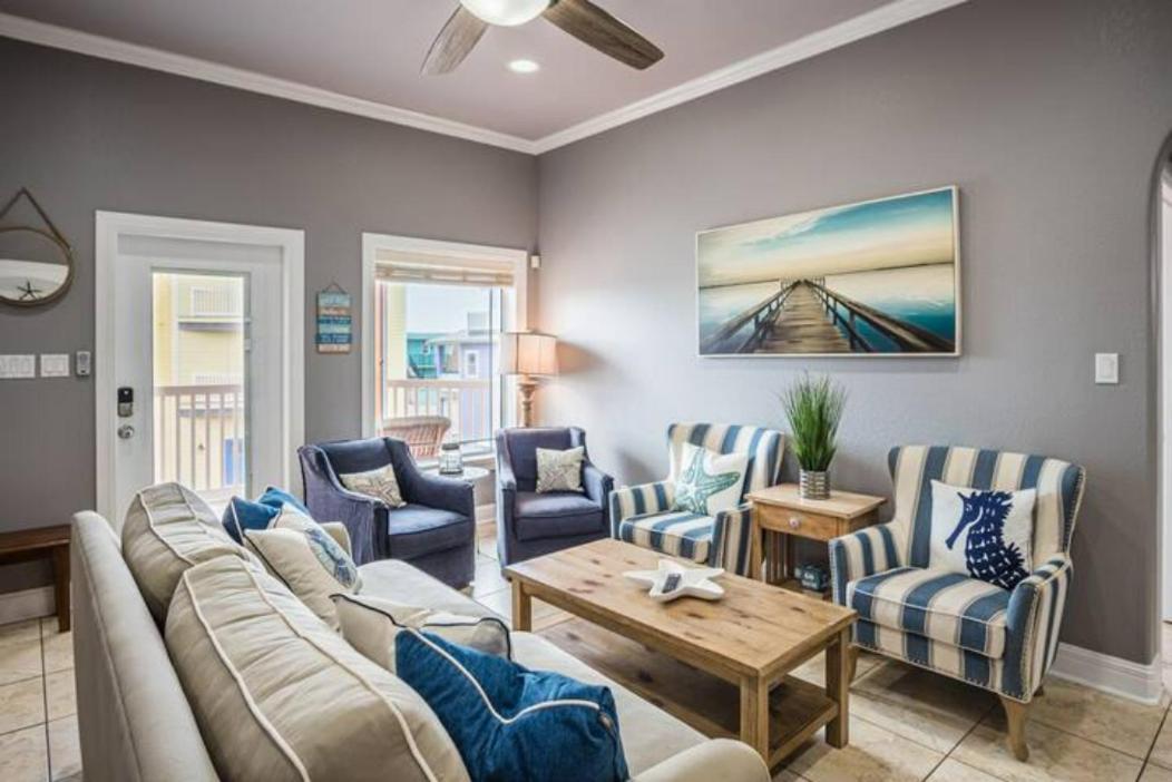 7 Bedroom Home Steps To The Beach With 4 Patios And Pool! Sleeps 20 Port Aransas Zewnętrze zdjęcie
